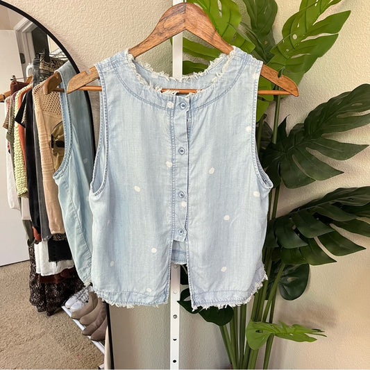 ✨ Cloth & Stone (Anthro) Polka Dot Chambray Tank Top M | Button-Back Fringe Top