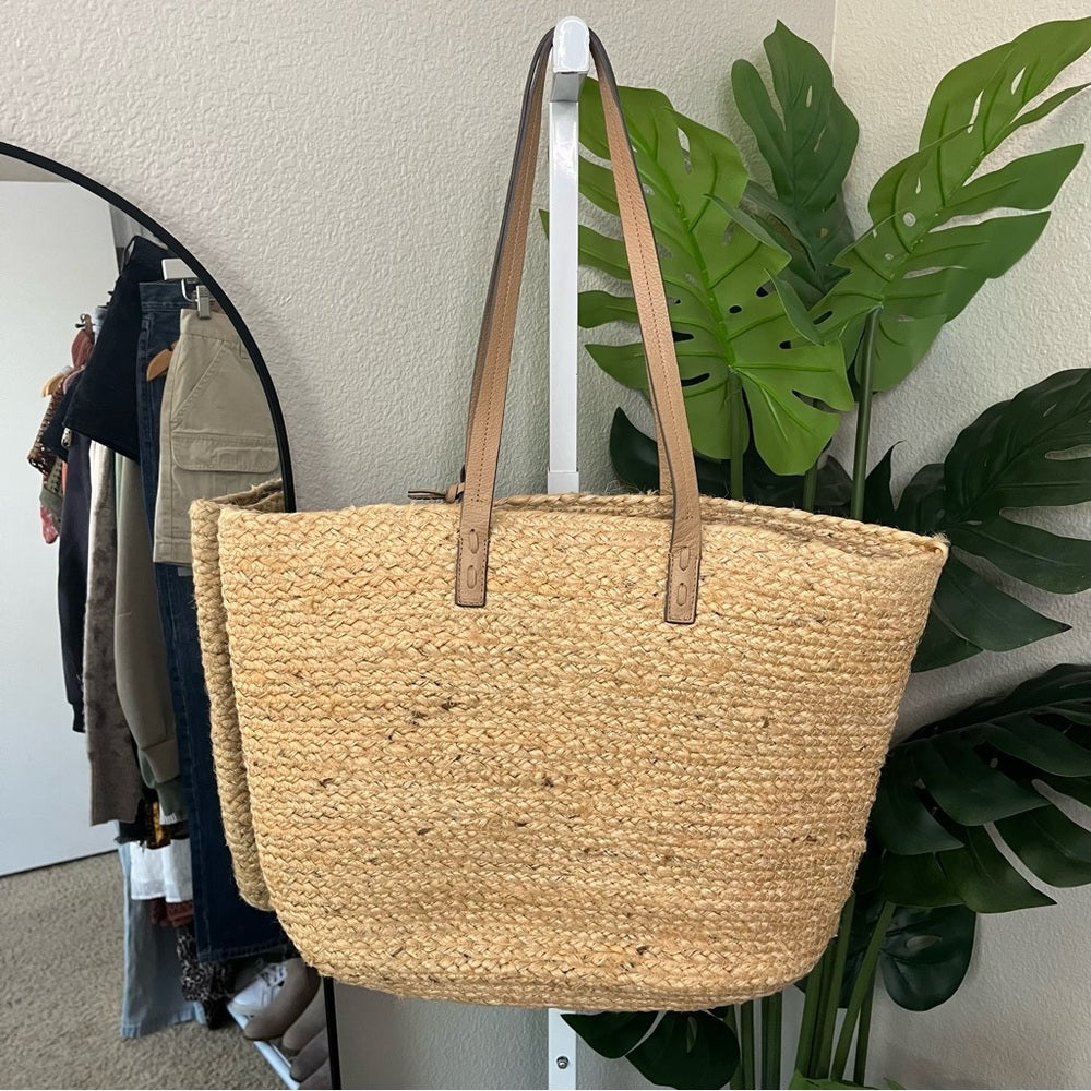 🍀 Lucky Brand Natural Straw Tote Bag with Leather Straps & Beaded Charm | Boho